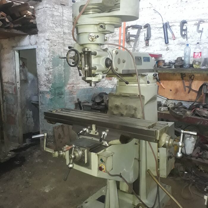 Fresadora de torreta Nantong