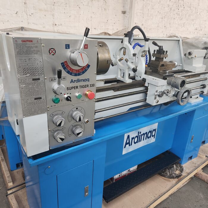 Torno Paralelo Universal Super Tiger HS 330-4